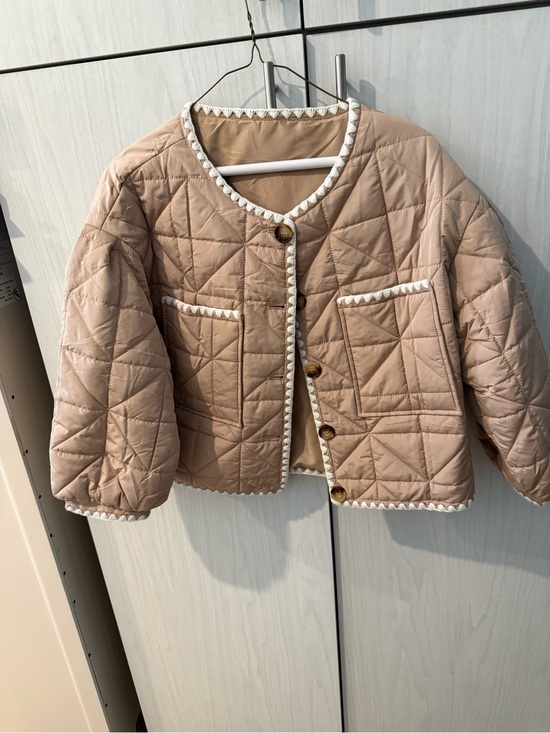 Amazon Jackets & Blazers - Women’s Cropped Amazon Quilted Tan Jacket with White Trim